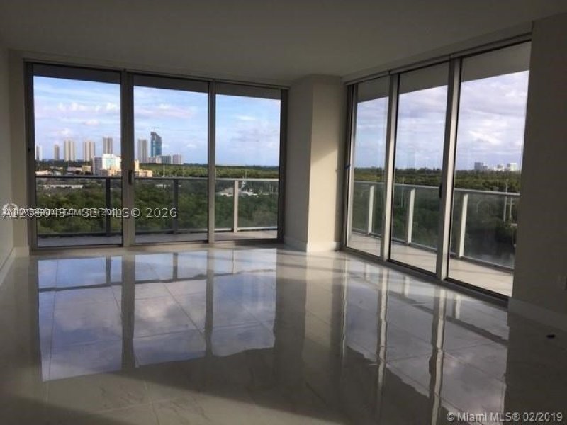 Apartment for rent at The Harbour 621