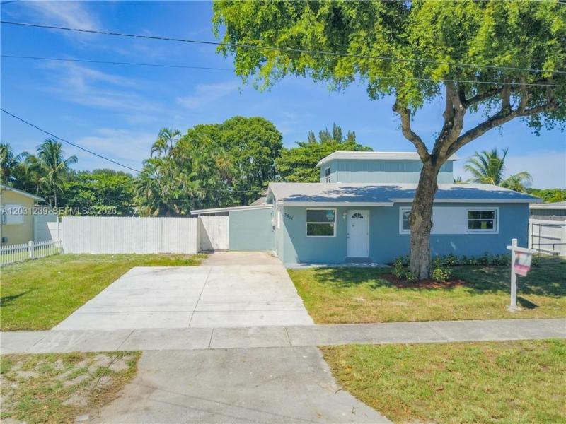 Property photo # 0