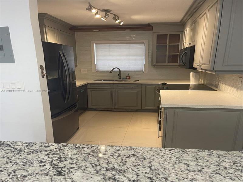 Property photo # 2