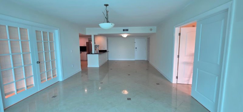 Comprar apartamento en Jockey Club 4c