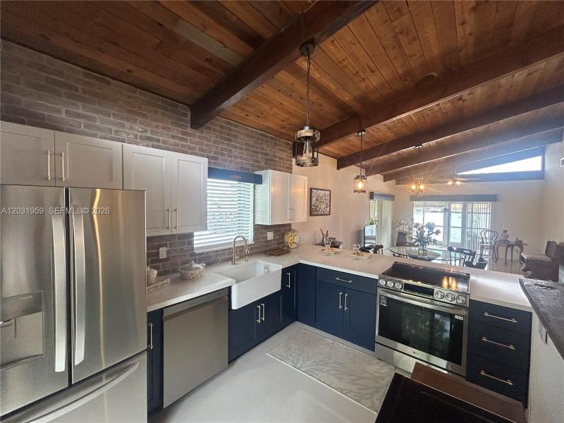 Property photo # 2