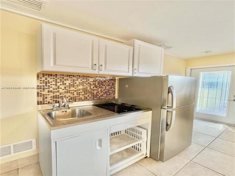 Property photo # 6