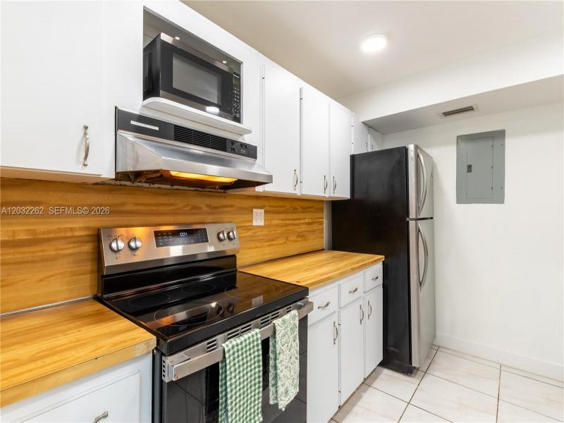 Property photo # 6