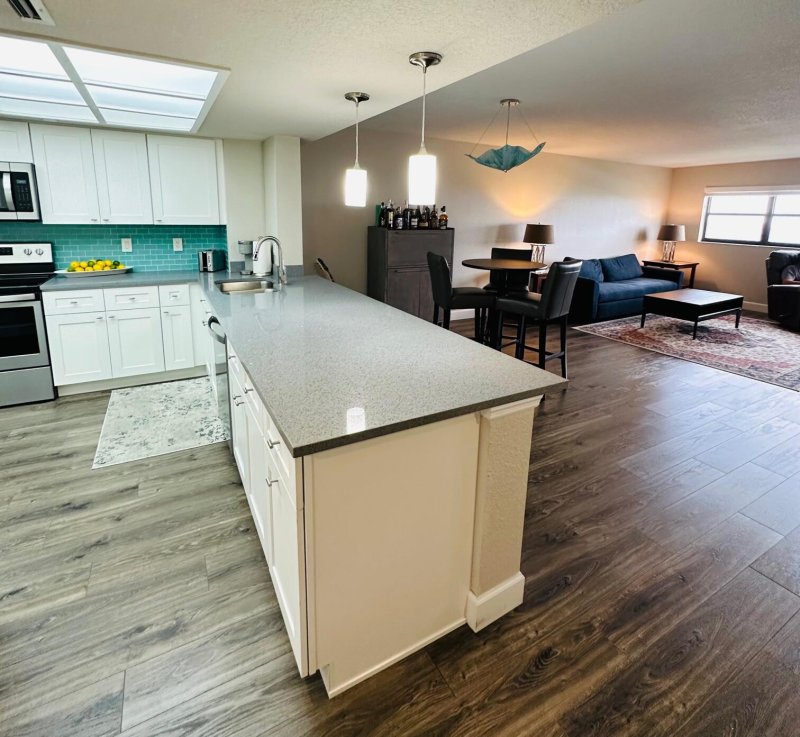 Condo for sale at The Tower at Port Royale 2004