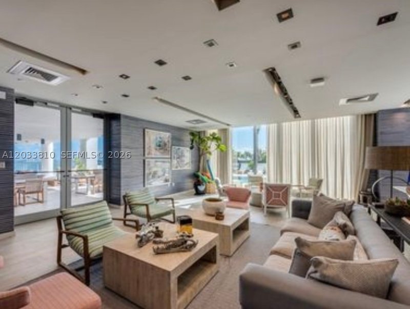 Apartment for rent at Biscayne Beach 2908
