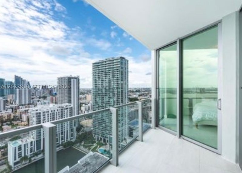 Apartment for rent at Biscayne Beach 2908