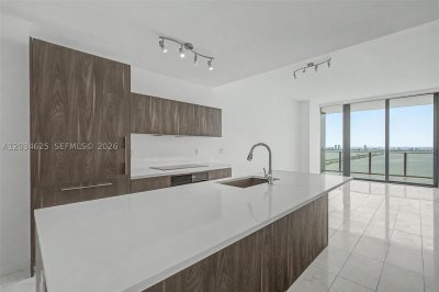 Gran Paraiso Apt #3902