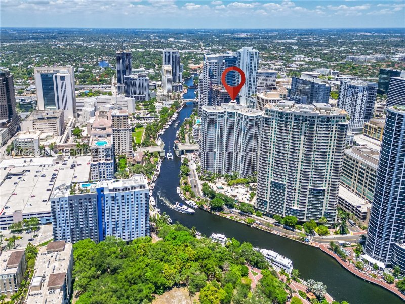 Condo for sale at Watergarden 1904
