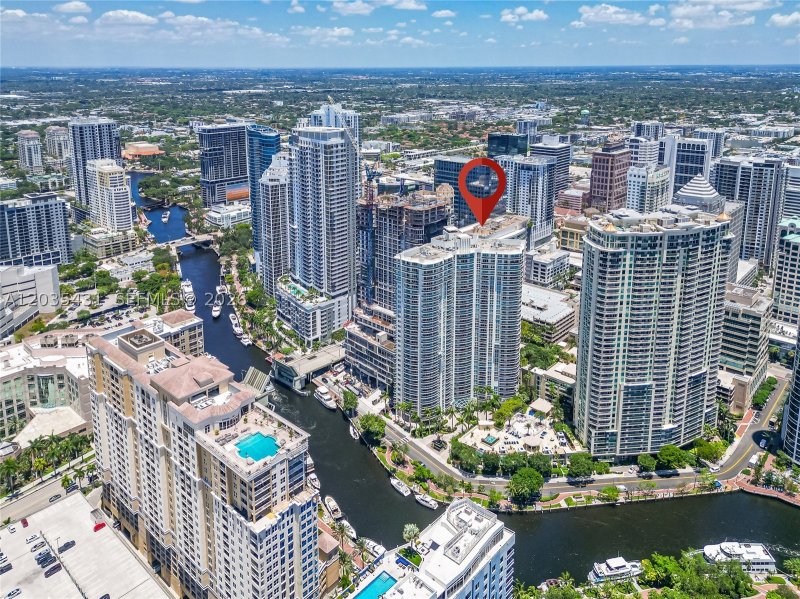 Condo for sale at Watergarden 1904