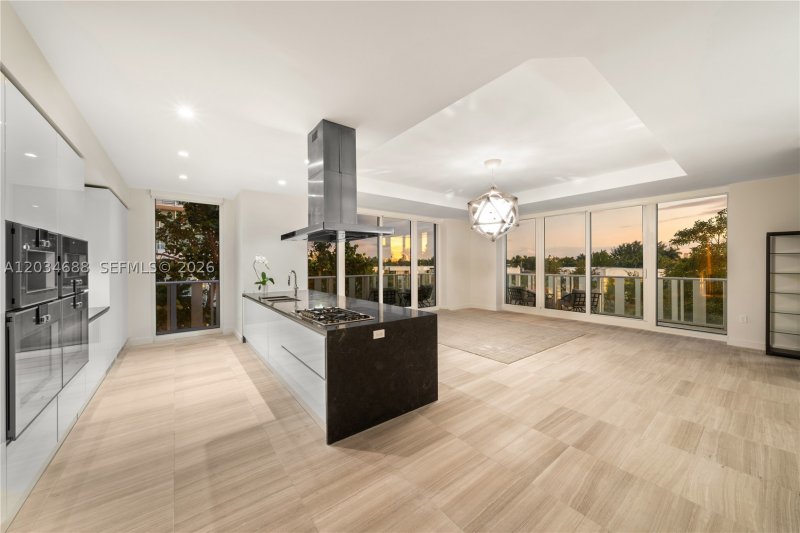 Ritz-Carlton Residences Miami Beach Apt #315