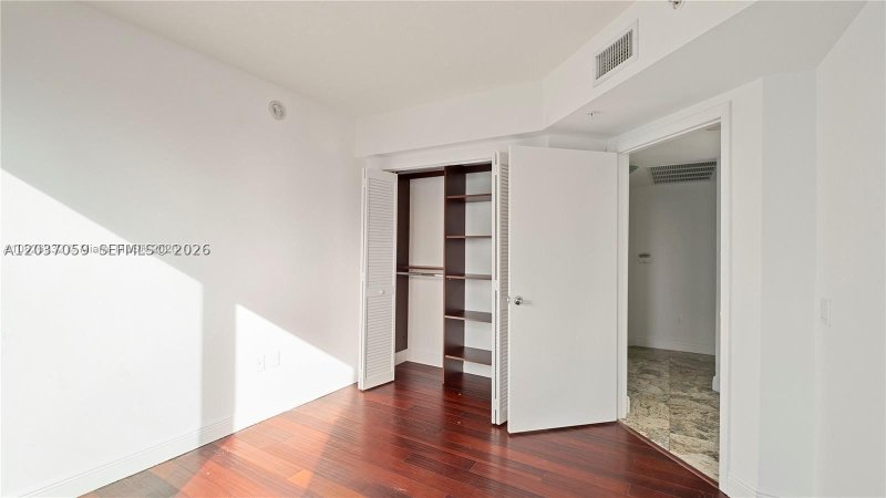 Apartment for rent at Brickell on the River South 1016