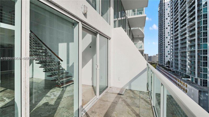 Apartment for rent at Brickell on the River South 1016
