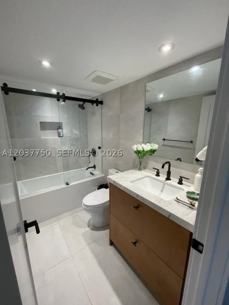 Apartment for rent at Brickell Key One A713