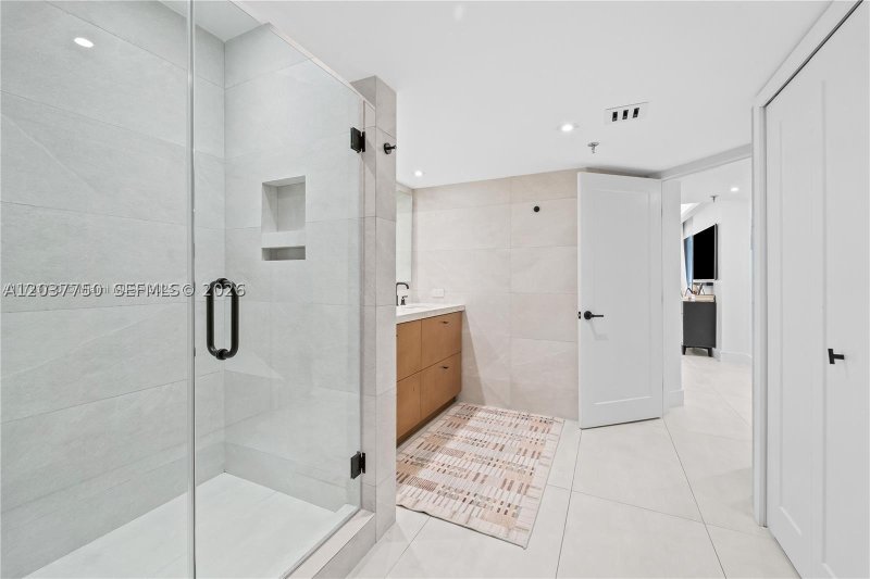 Apartment for rent at Brickell Key One A713