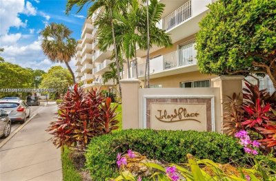Island Place At North Bay Apt #6N