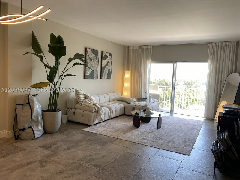 Apartment for rent at Island Place At North Bay 6N