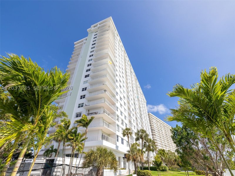 Apartment for rent at Marquis 1520