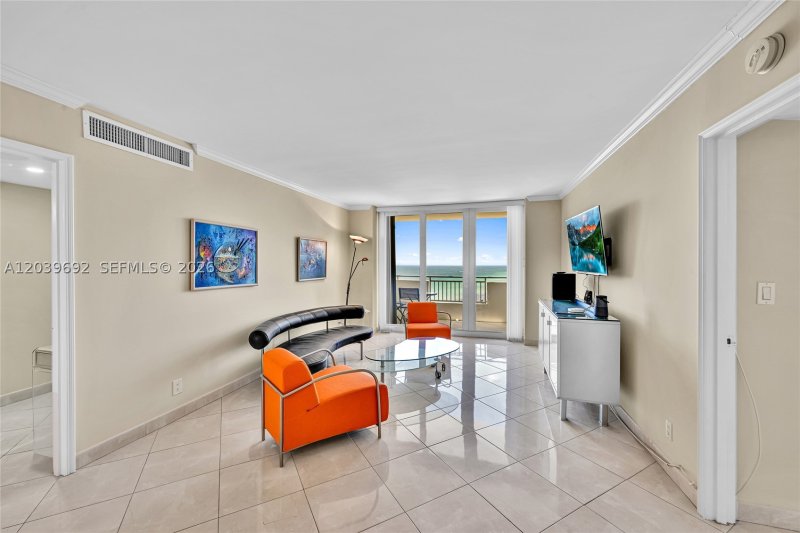 Condo for sale at Parker Dorado 1610