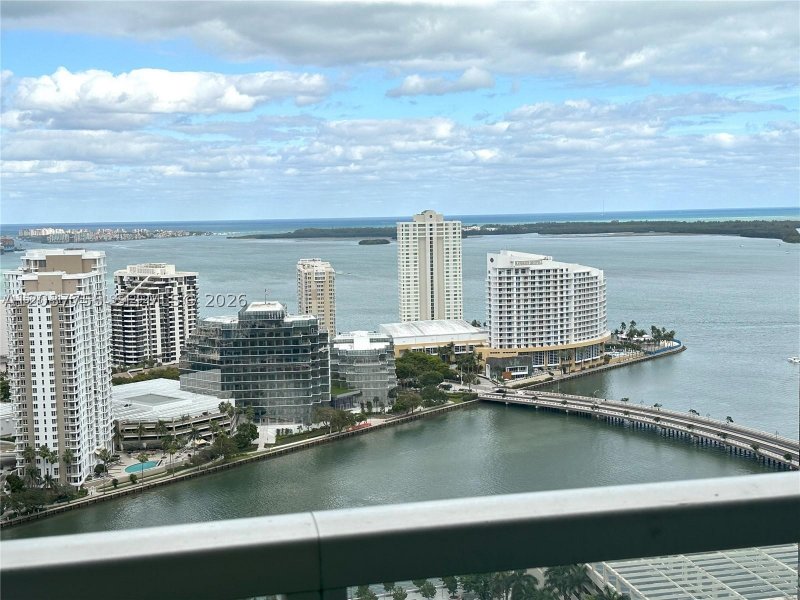 Apartment for rent at 500 Brickell East Tower 3302