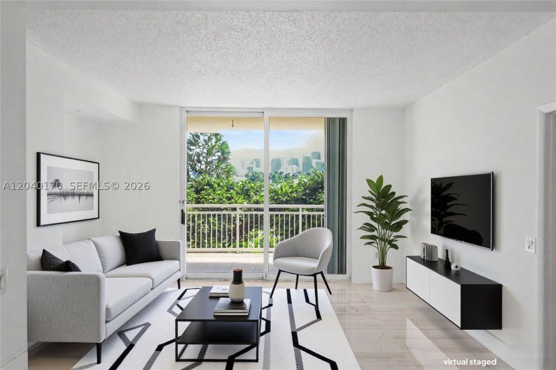 Metropolitan at Brickell Apt #704