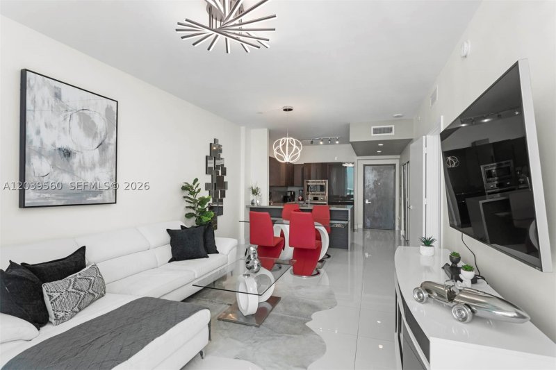 Property photo # 8