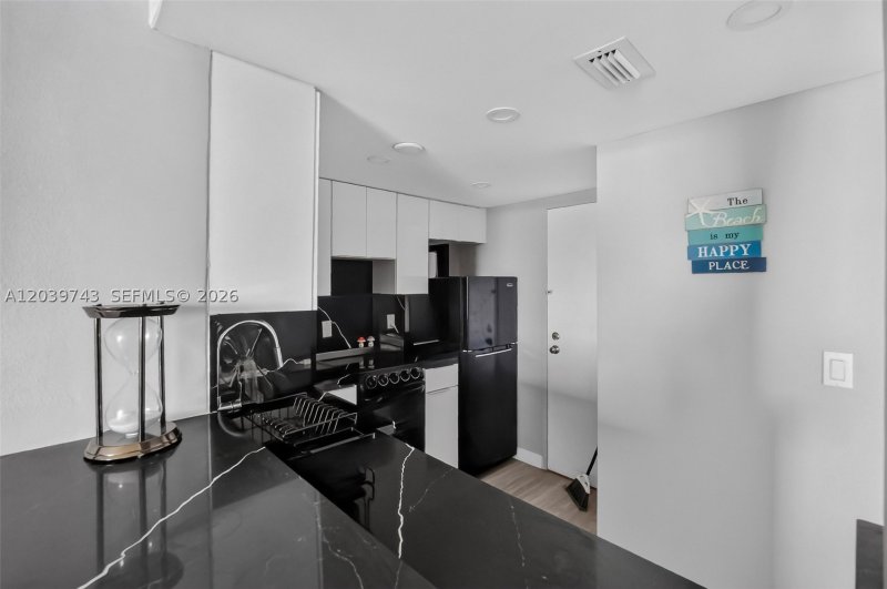 Alquiler de apartamento en South Bay Club 533