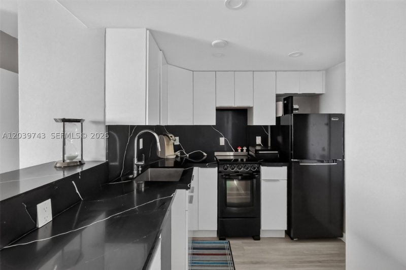 Alquiler de apartamento en South Bay Club 533