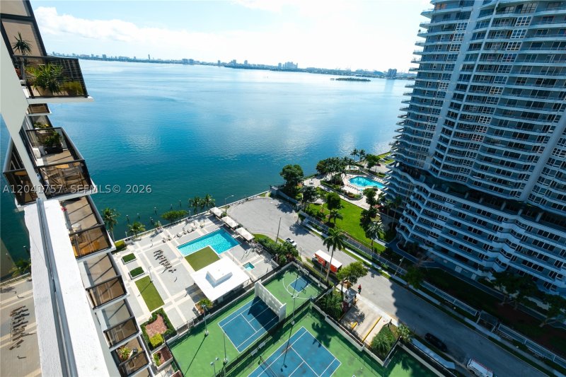 Alquiler de apartamento en Charter Club Condos PH3