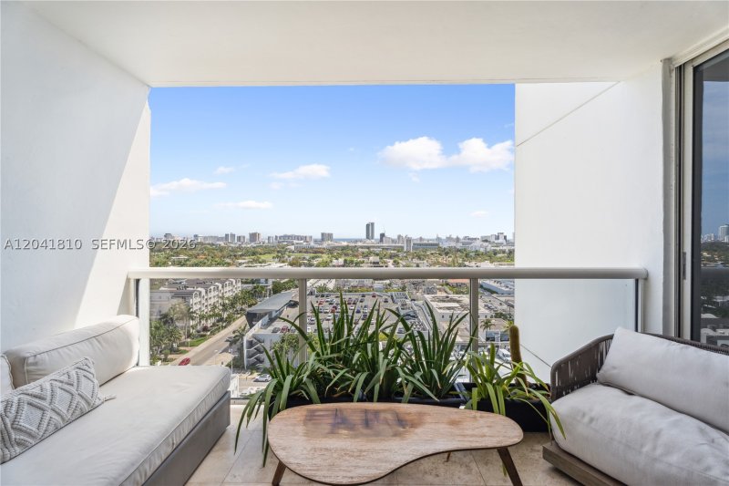 Sunset Harbour North Apt #1715