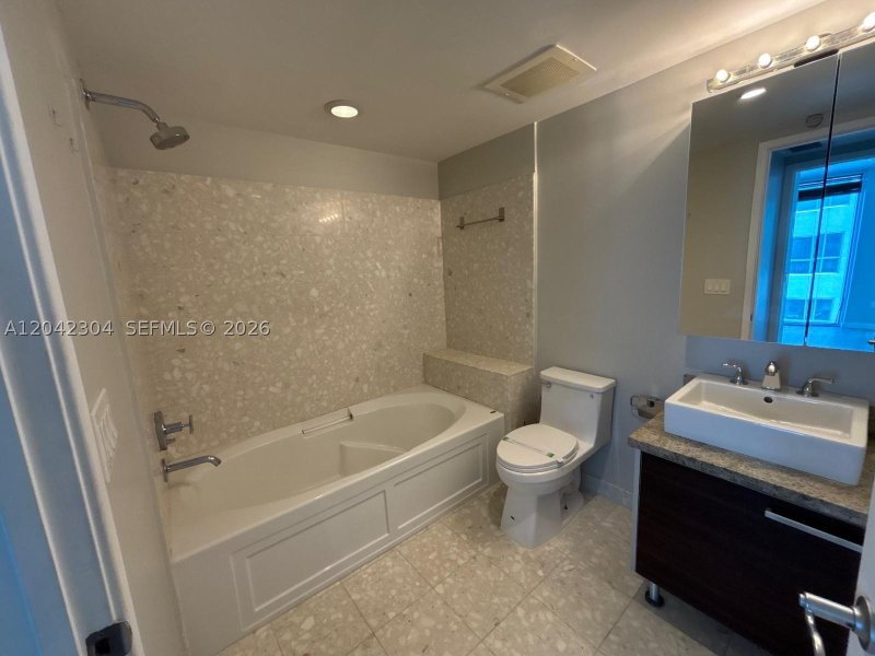 Aluguel de apartamento no Latitude On The River 1410
