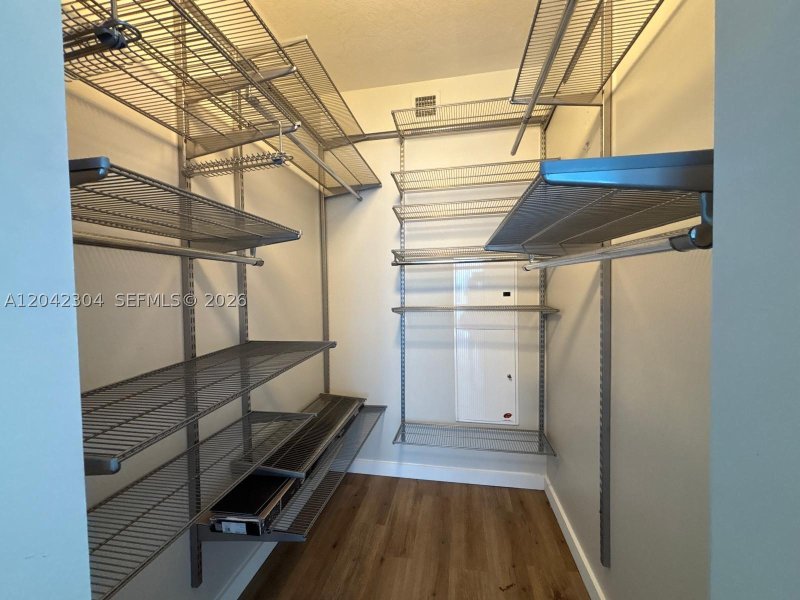 Aluguel de apartamento no Latitude On The River 1410