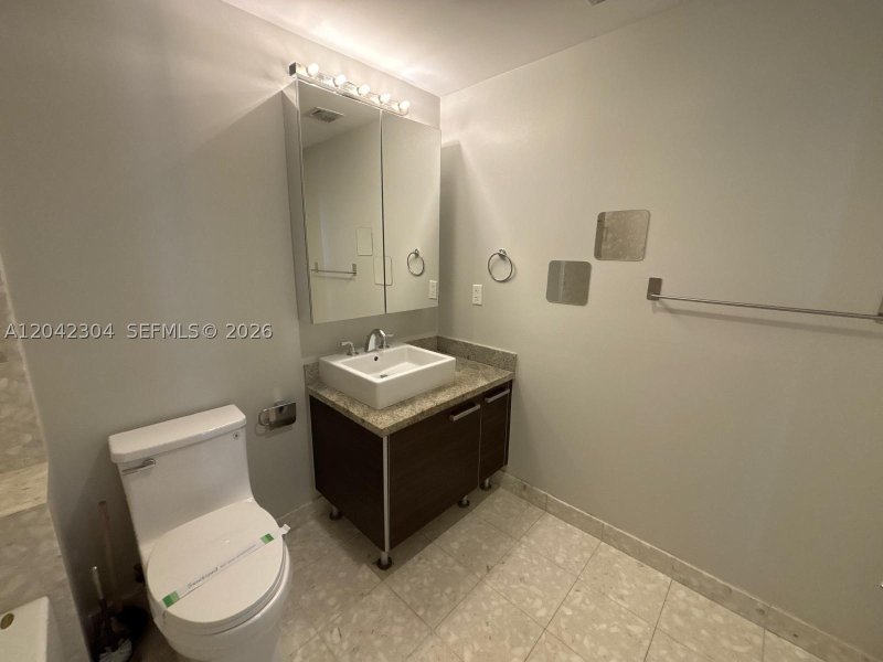 Aluguel de apartamento no Latitude On The River 1410
