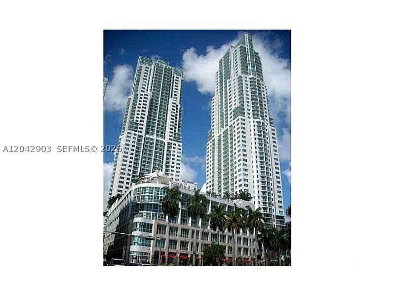 Apartment for rent at Vizcayne Everglades On The Bay 240