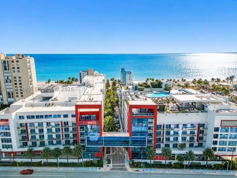 Condo for sale at Costa Hollywood N302