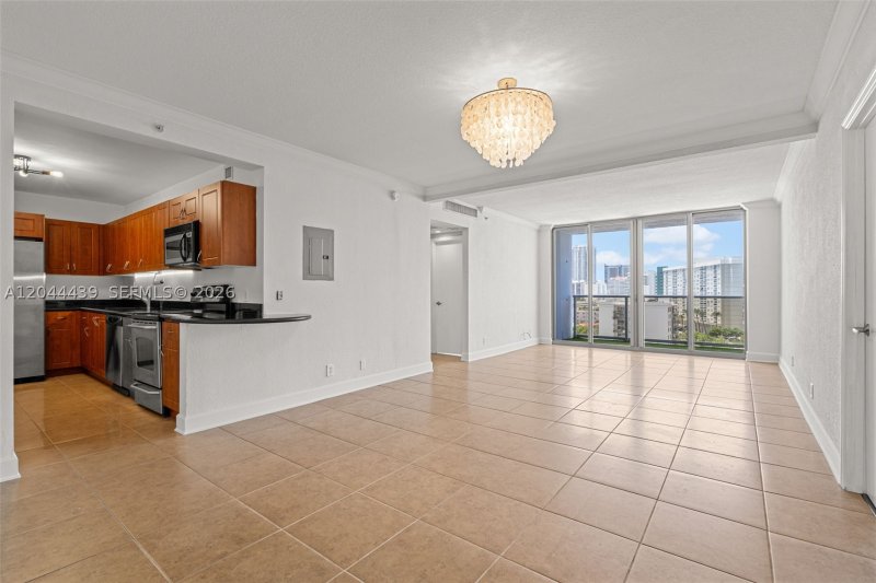 Apartment for rent at 401 Blu 1012