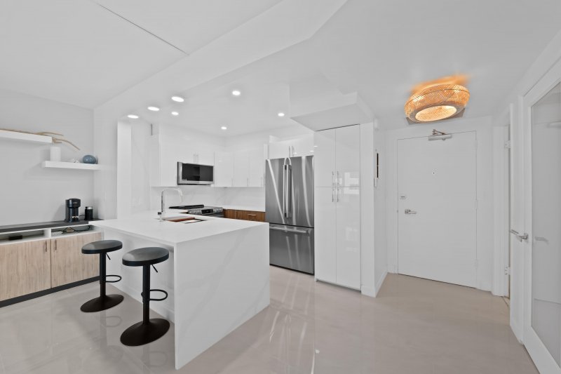 Alquiler de apartamento en Royal Ambassador 1604