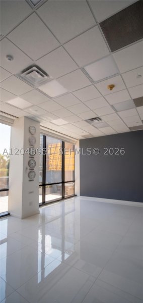 Comprar apartamento no The Club At Brickell Bay 200C