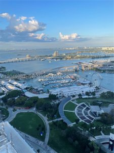 50 Biscayne Apt #5001