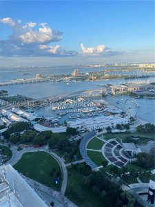50 Biscayne Apt #5001