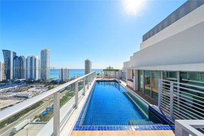 Arlen House Apt #Penthouse-03
