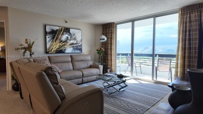 Mystic Pointe 300 Apt #1111