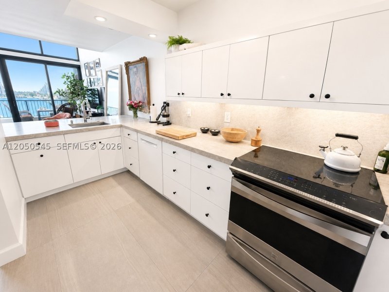 Apartment for rent at The Venetia T6