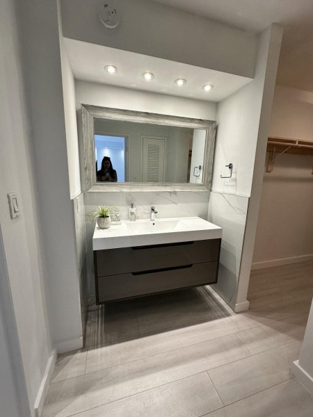 Comprar apartamento en South Bay Club 637