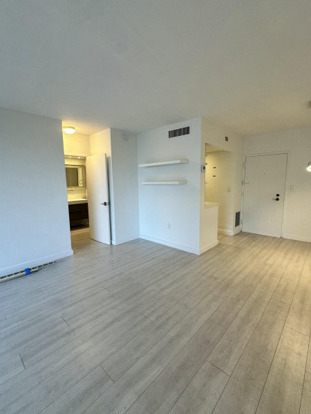 Comprar apartamento en South Bay Club 637