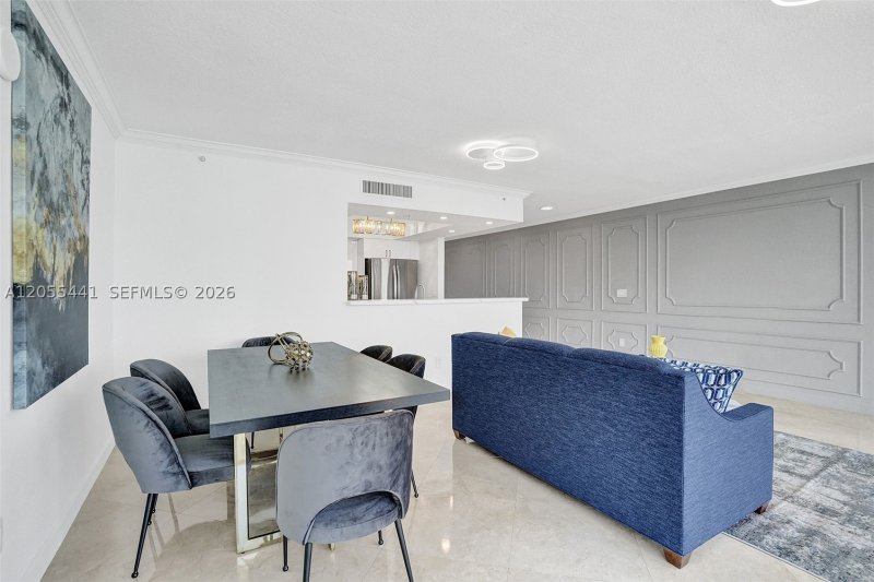 Condo for sale at La Perla 1908