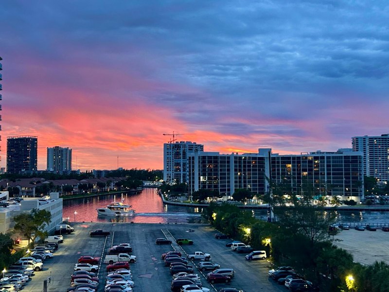 Sea Air Towers Apt #727