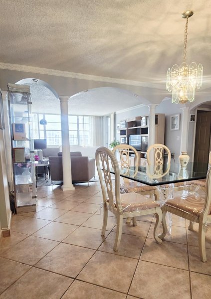 Condo for sale at Sea Air Towers 727