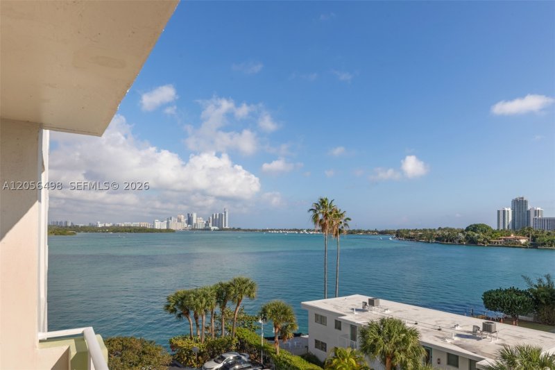 Property photo # 9