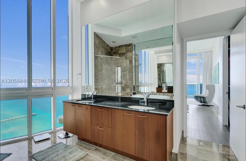 Condo for sale at Trump Tower Two 4301