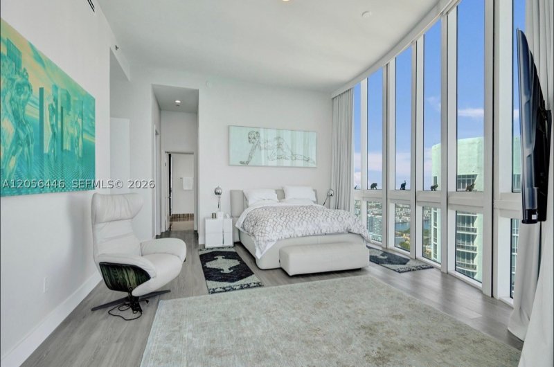 Condo for sale at Trump Tower Two 4301